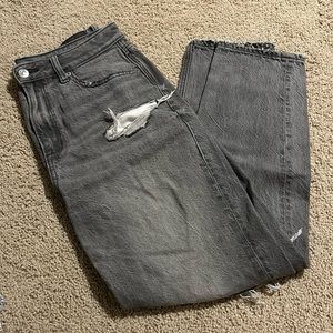 American Eagle High Rise Mom Jeans